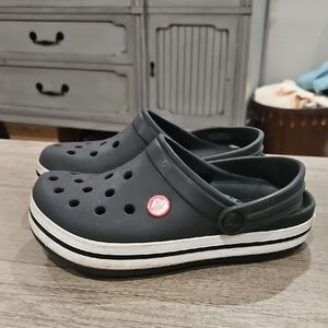 CROCS Unisex Crocband  Black & White  Classic Ventilated Design size 7